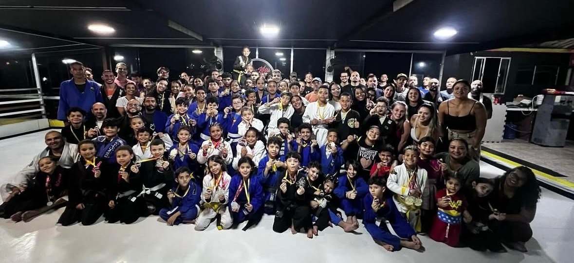 Equipe Brothers Club - Aula com as crianças